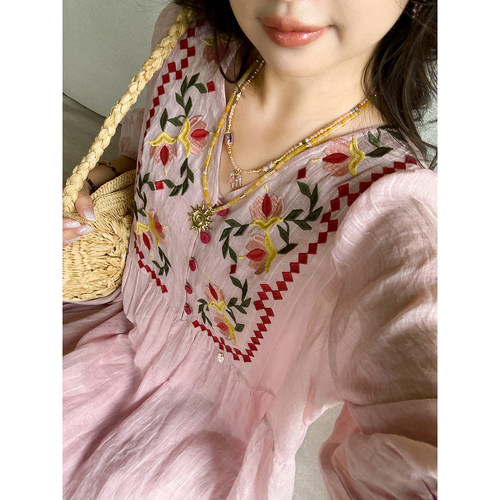 安妮森林100苎麻定位刺绣连衣裙