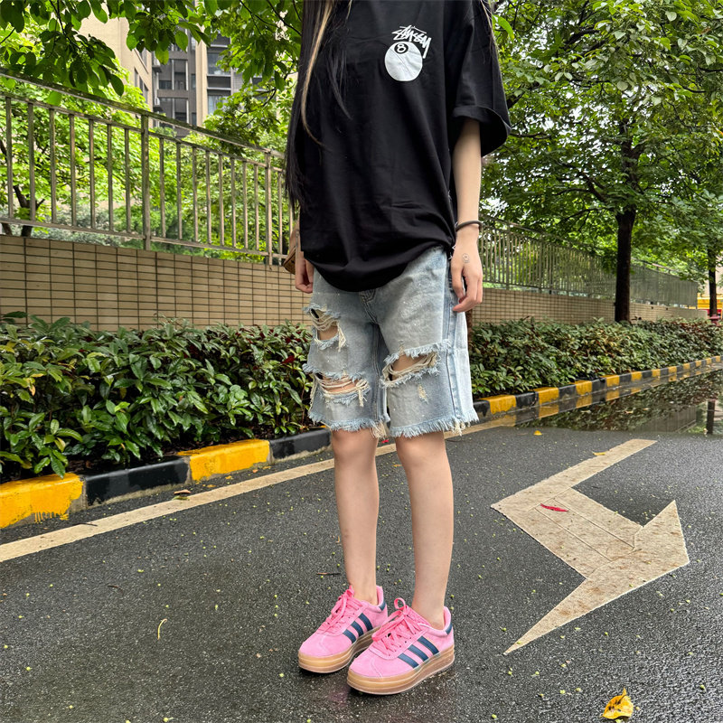 自然腰破坏泼墨牛仔短裤