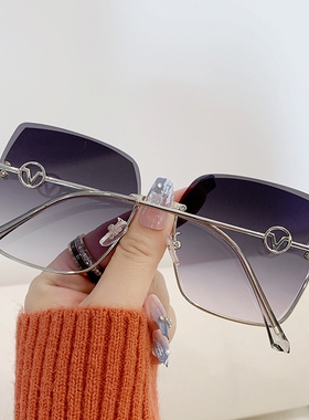 太阳眼镜女防紫外线无框墨镜女2024新款高级感切边女大框素颜墨镜