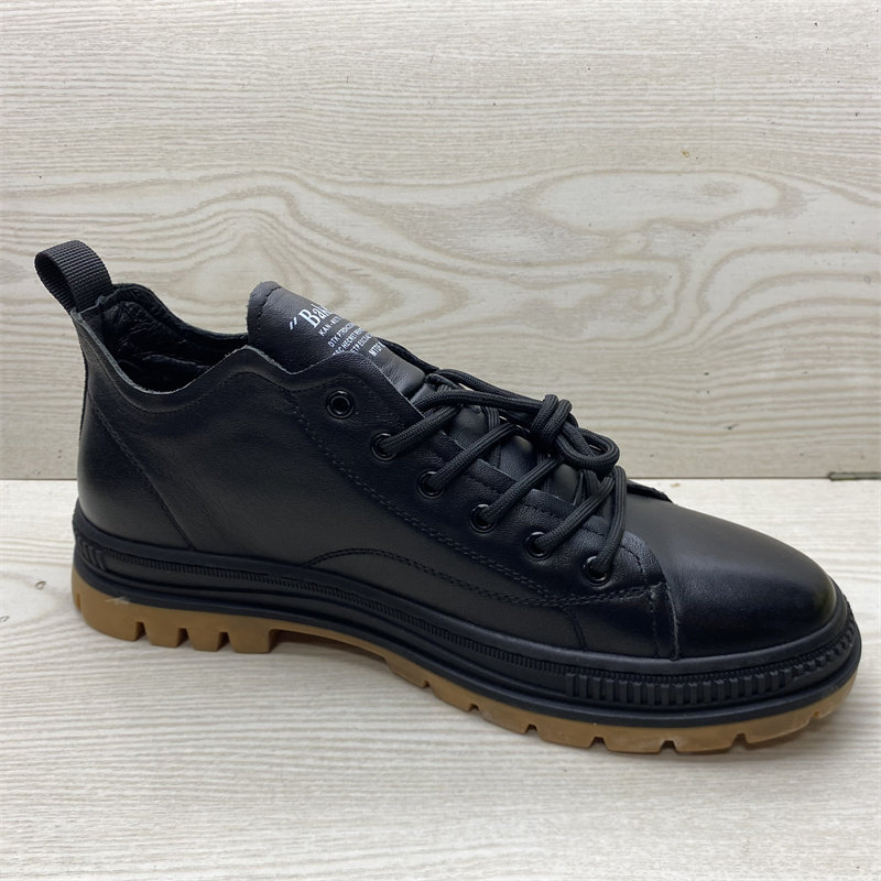 真皮男鞋2025新款冬季休闲皮鞋圆头系带中跟耐磨黑色青年牛皮鞋