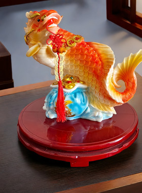 聚财招财龙鱼摆件办公桌装饰品