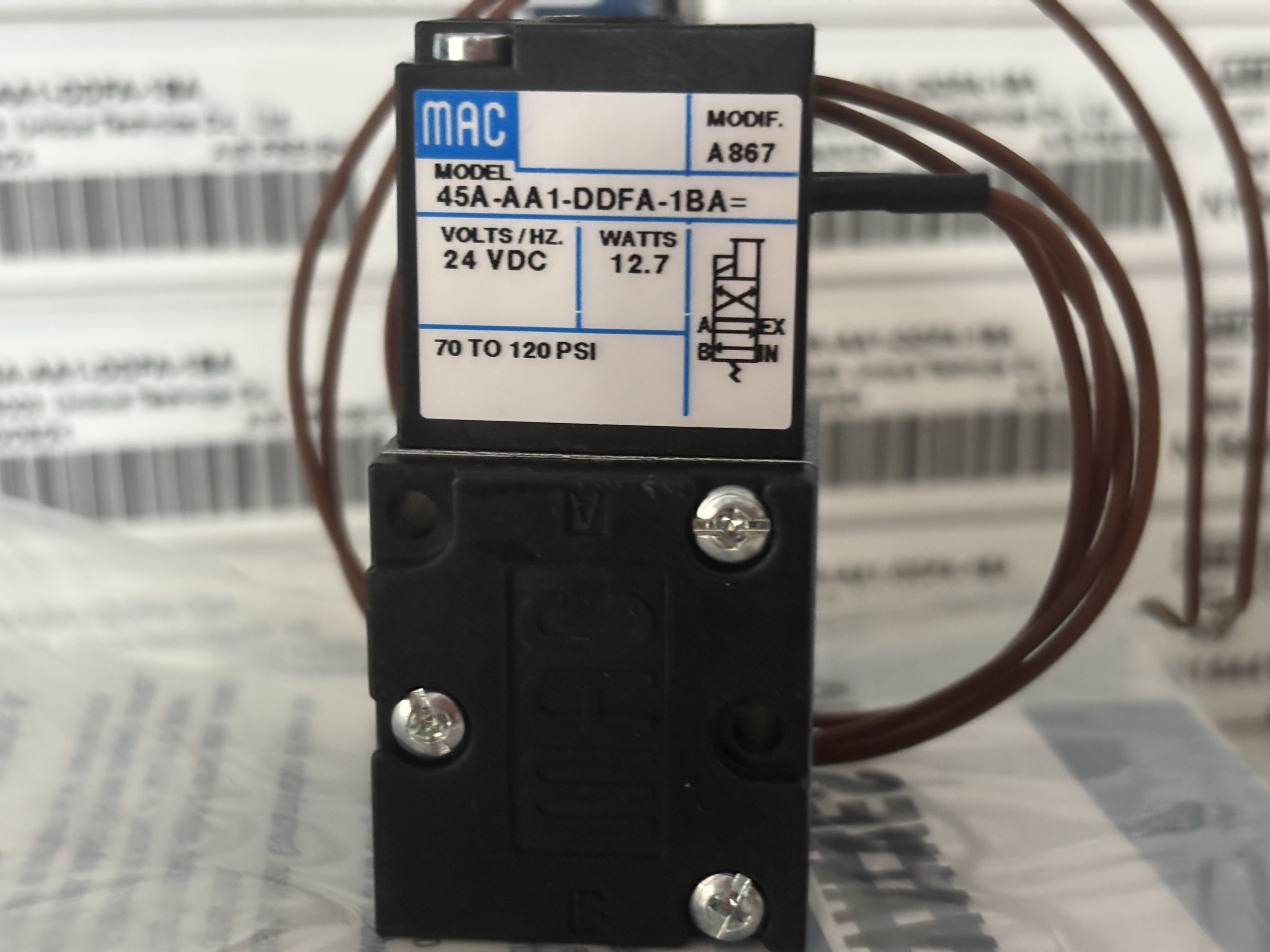 全新原装正品MAC电磁阀45A-AA1-DDFA-1BA  MOD：A867 代替T65C