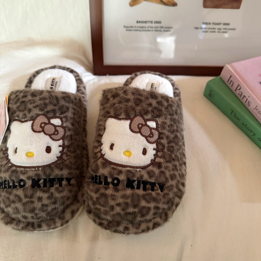 林先叁 2025新款可爱kitty卡通毛绒拖鞋女外穿增高防滑居家拖鞋