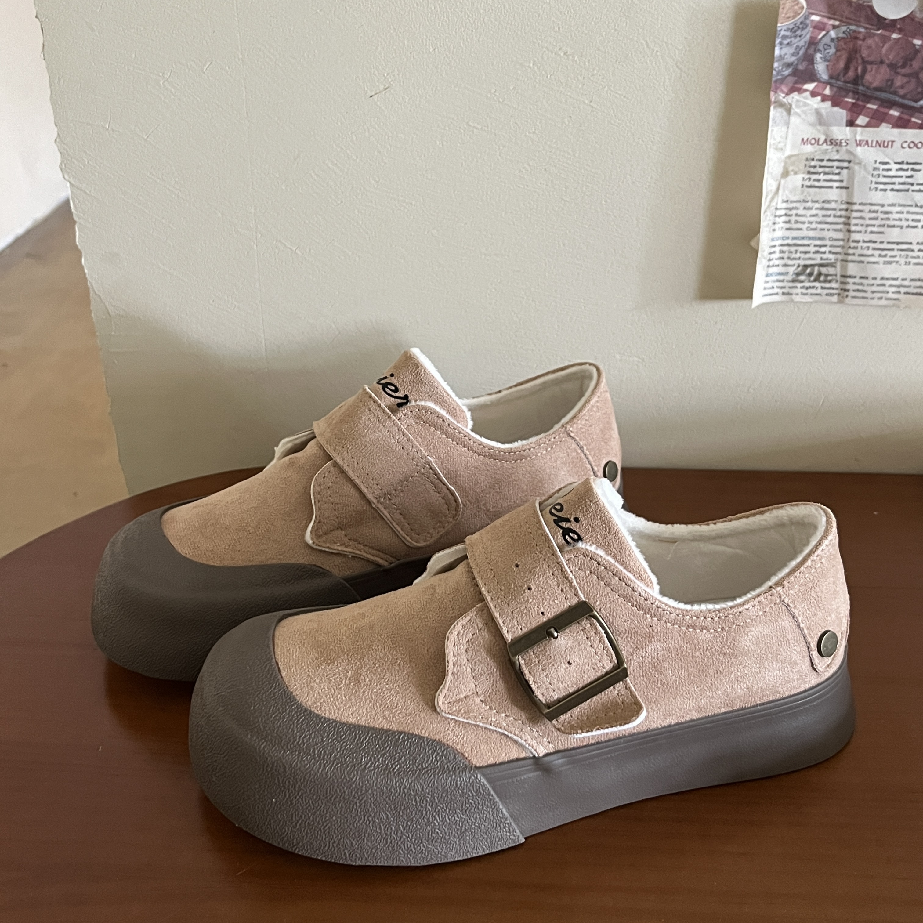 林先叁 美拉德秋冬薄绒板鞋女2025新款女鞋chic复古百搭休闲鞋潮