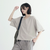 纯色V领短袖 t恤女夏季 2025年新款 万有引力博物馆 宽松半袖 上衣