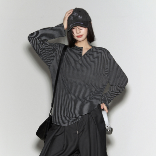 2026新款 T恤女春季 宽松中性风上衣 亨利领条纹长袖 万有引力博物馆