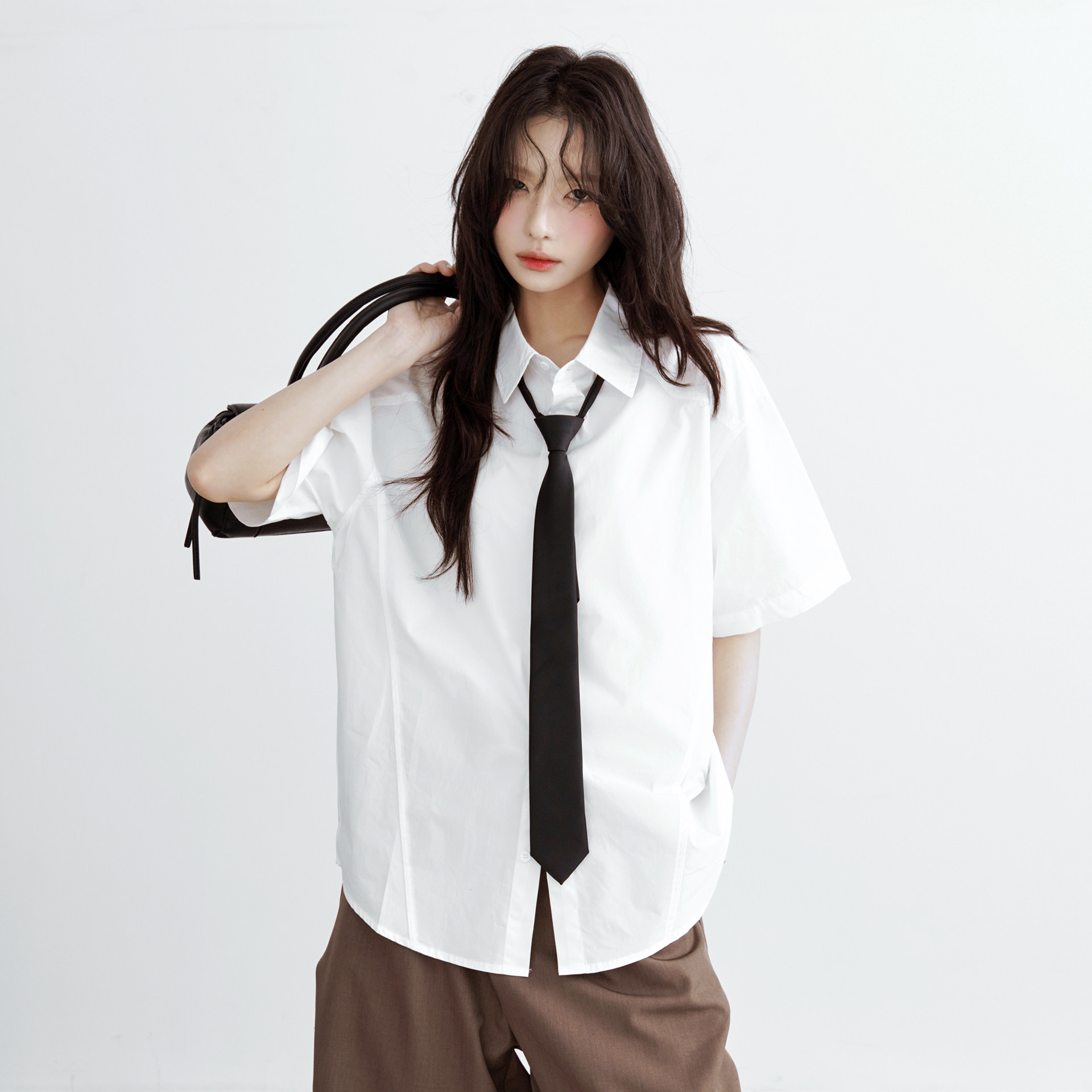 万有引力博物馆 基础款短袖白衬衫女夏季2026年新款衬衣宽松上衣