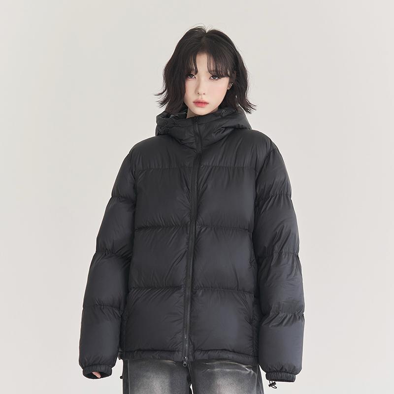 万有引力博物馆纯色连帽羽绒服女冬季新款宽松90白鸭绒外套面包服