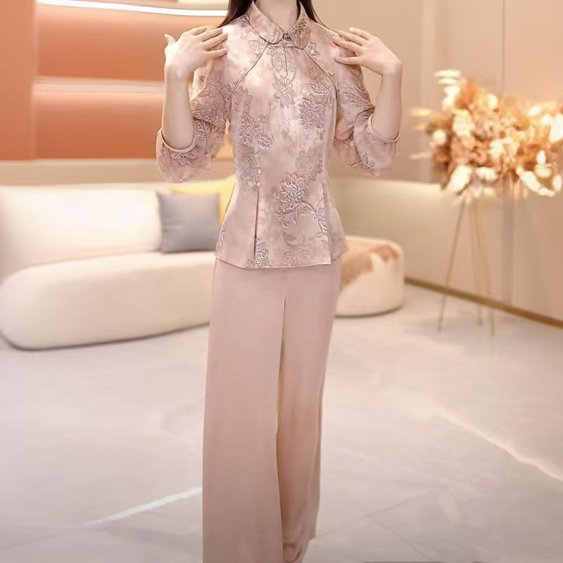 新中式套装女2025春装新款缎面重工小衫高腰显瘦阔腿裤两件套