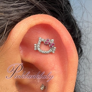 G23钛合金铜镶钻锆石猫咪可爱y2k辣妹底座耳骨钉鼻钉唇钉穿刺饰品