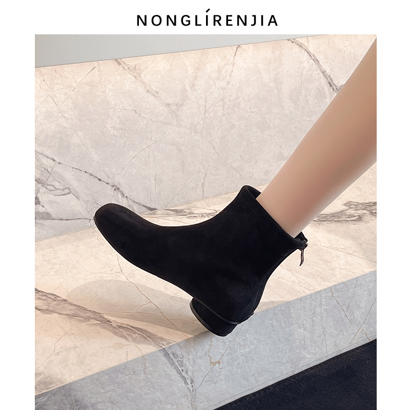 弄里人佳大码女鞋41-42码短靴25冬新款绒面瘦瘦靴加绒靴子40宽脚