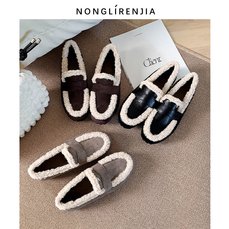 弄里人佳大码女鞋41-42码单鞋25冬新款复古风加绒毛毛鞋小皮鞋