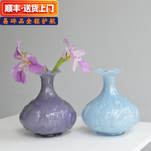 顺丰芬顿天鹅雕花玻璃花瓶