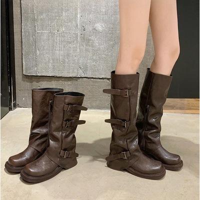 圆头褶皱中筒骑士靴女秋冬款