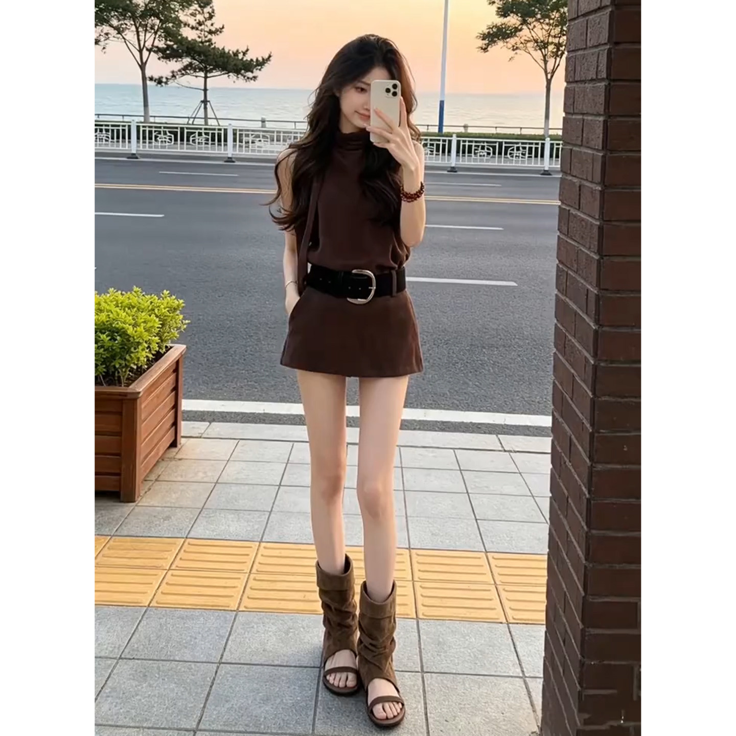 美式复古高领无袖连衣裙子女夏季2026年新款巨好看小个子背心短裙