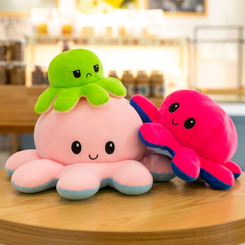 唯诗曼翻转章鱼公仔抱枕羽绒棉女