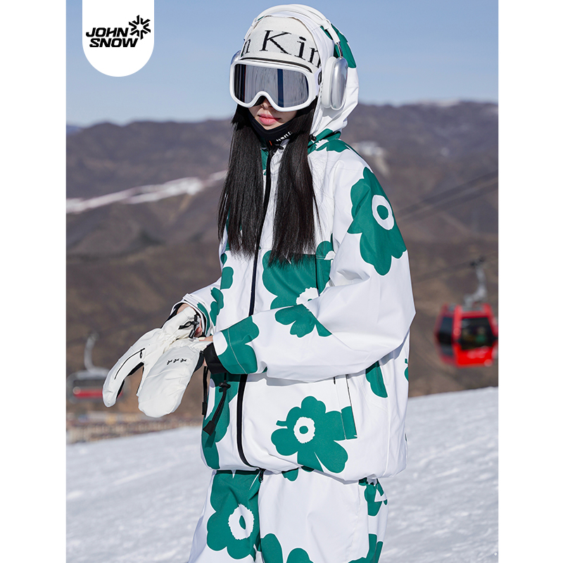 雪友推荐！时尚又出片的滑雪服