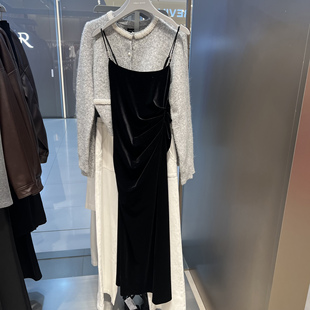 UR国内代购2026春季女装魅力气质吊带褶皱修身连衣裙UWG760005