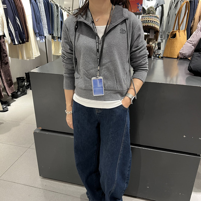 UR国内代购2025冬季女装潮流连帽抽绳刺绣假两件卫衣UYV460010