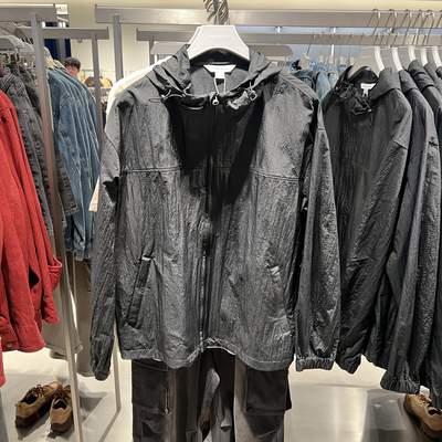 UR国内代购2026春季男休闲户外工装风抽绳立领夹克外套UUY160004