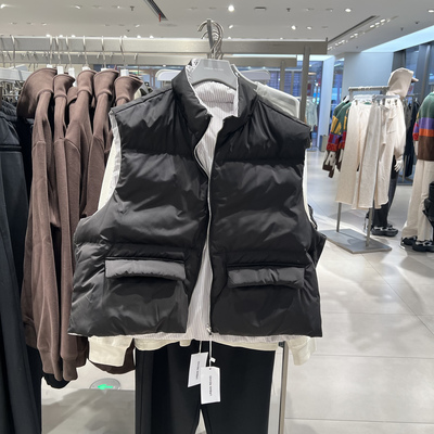 UR国内代购2026春季男装时尚简约立领口袋拉链无袖棉服UMF160003