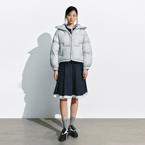 UR国内代购2025冬季女装简约休闲绗缝连帽宽松羽绒外套UYL150074