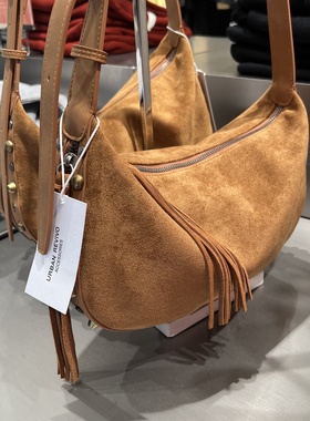 UR国内代购2025春季女士百搭时尚潮流复古风流苏斜挎包UAYB50006