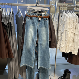 UR国内代购2025秋季女装休闲风复古腰带喇叭牛仔长裤UWG850174