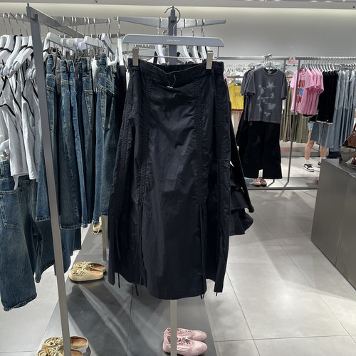 UR国内代购2025秋季女装时尚潮流工装抽绳系带棉质半裙UYV550078