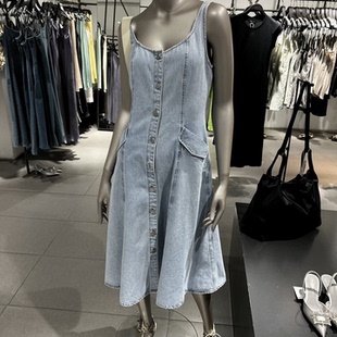 UR国内代购2025夏季女装复古休闲U型领无袖牛仔连衣裙UWH850057