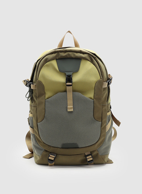 UR国内代购2026春季男士气质时尚休闲百搭运动户外背包UAMB60031