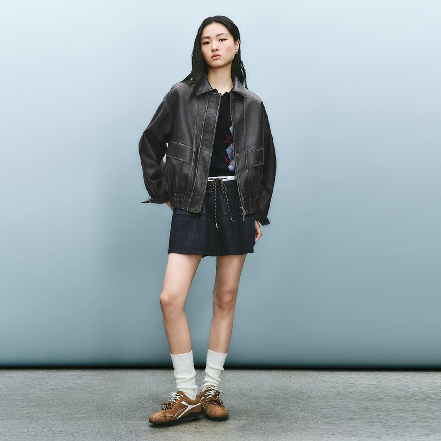 UR国内代购2025冬季女流光风都市摩登翻领宽松皮衣外套UYU150036