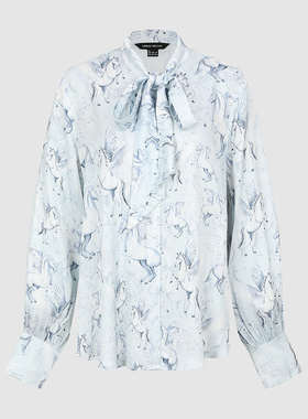 UR国内代购2026春季新款女装魅力飞马印花系带开襟衬衫UWG260013