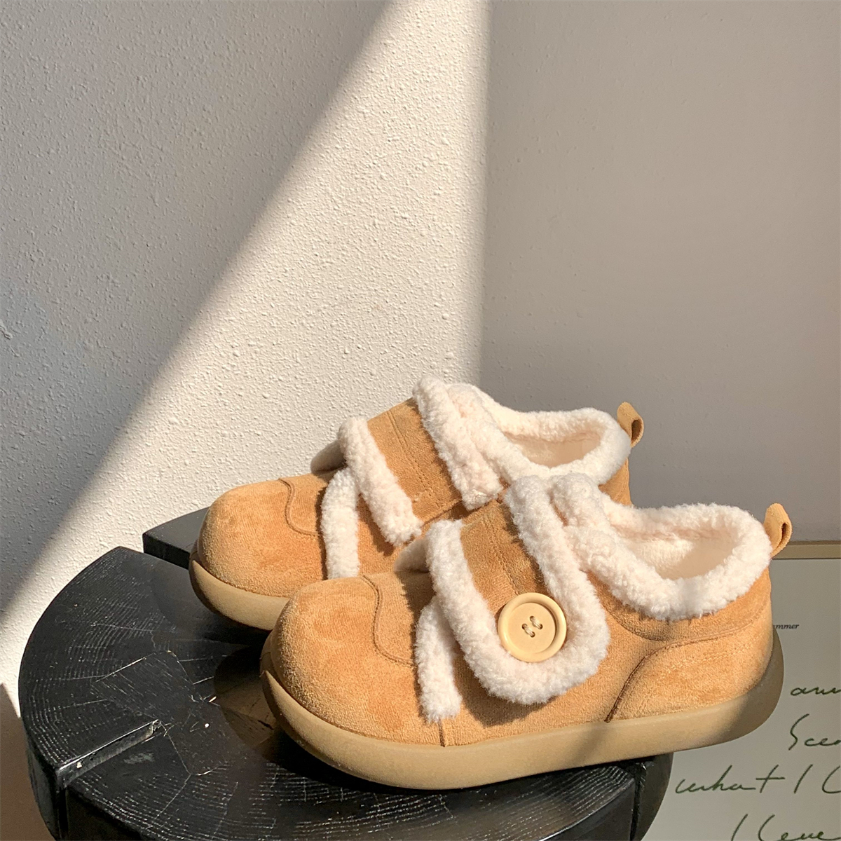 圆头魔术贴小众复古棉鞋