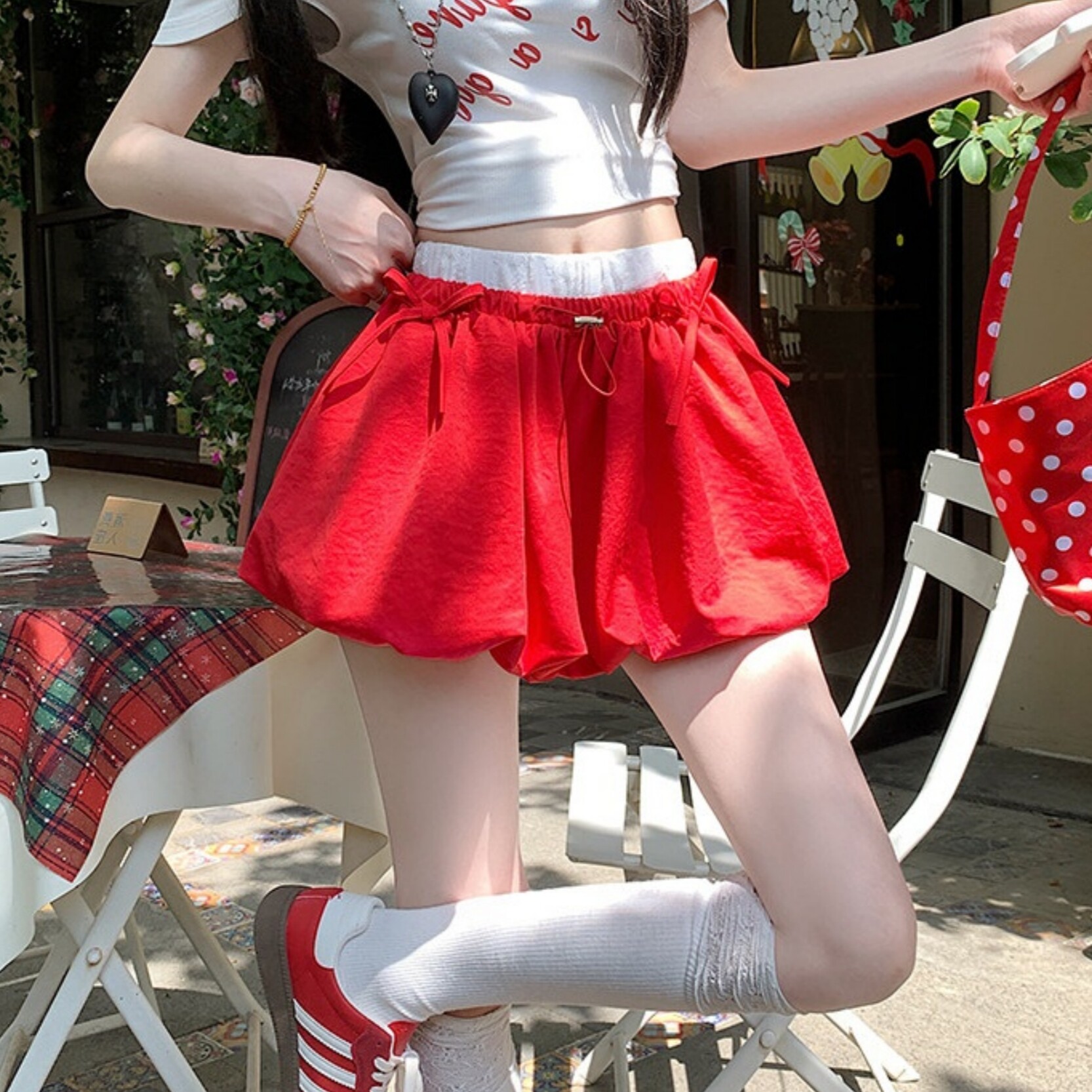韩系运动褶皱花苞短裙裤女春夏季蝴蝶结宽松红色蓬蓬休闲阔腿裤子