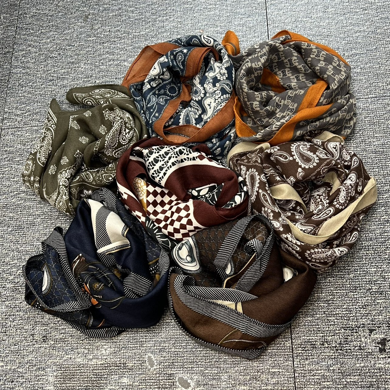 欧货女装2025秋季新款韩版印花气质围巾洋气腰果花小方巾丝巾头巾,服饰配件/皮带/帽子/围巾,围巾/丝巾/披肩,淘宝优惠券,粉丝福利购,淘宝优惠卷