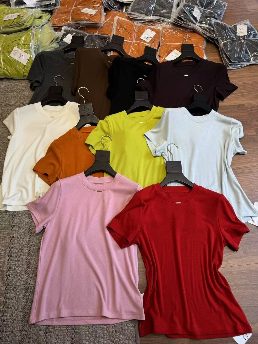 欧洲站2026春夏新款纯色简约正肩红色短袖T恤女修身显瘦欧货打底