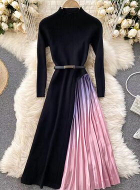 针织连衣裙女秋冬装气质修身显瘦中长款拼接渐变色百褶毛衣裙子潮