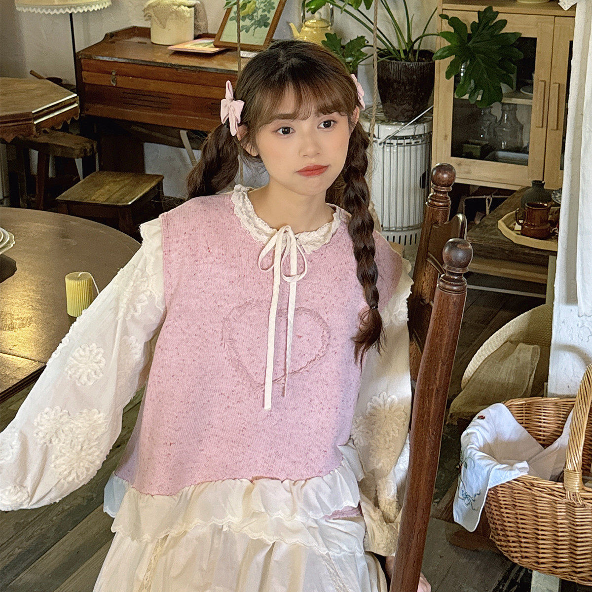 甜美少女感粉色立体爱心荷叶边毛线马甲背心彩色点点外搭宽松上衣