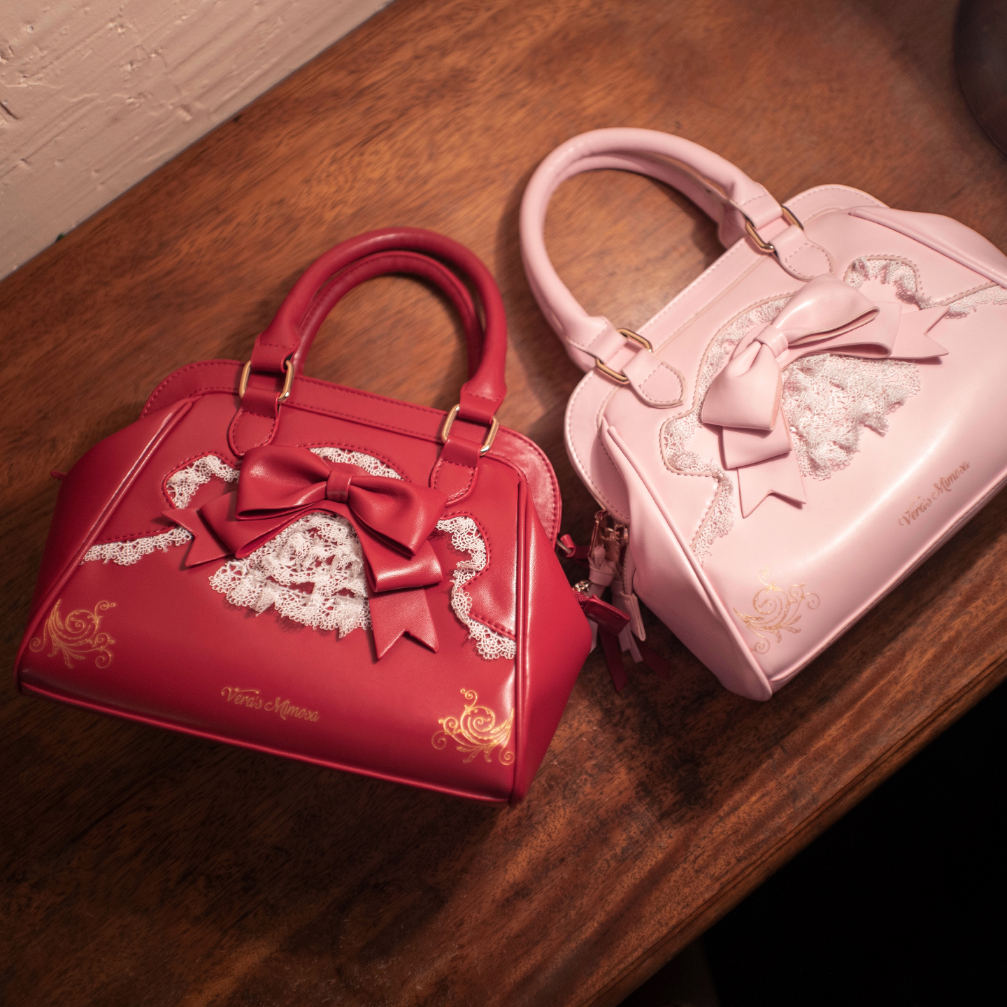 二团新色古早风优雅蕾丝手提包