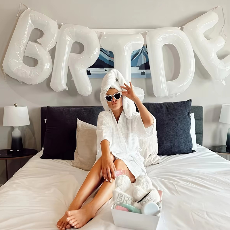 40寸Bride白色气球肩带头纱道具