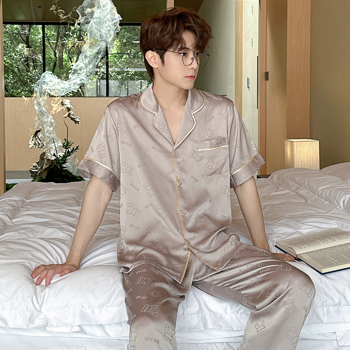佳韵腾大码男士睡衣夏短袖冰丝三件套装宽松青少年翻领丝绸家居服