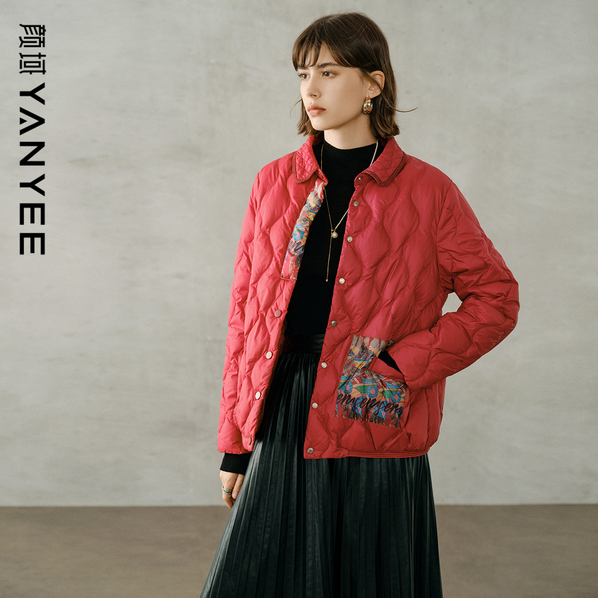 复古气质通勤翻领短款外套