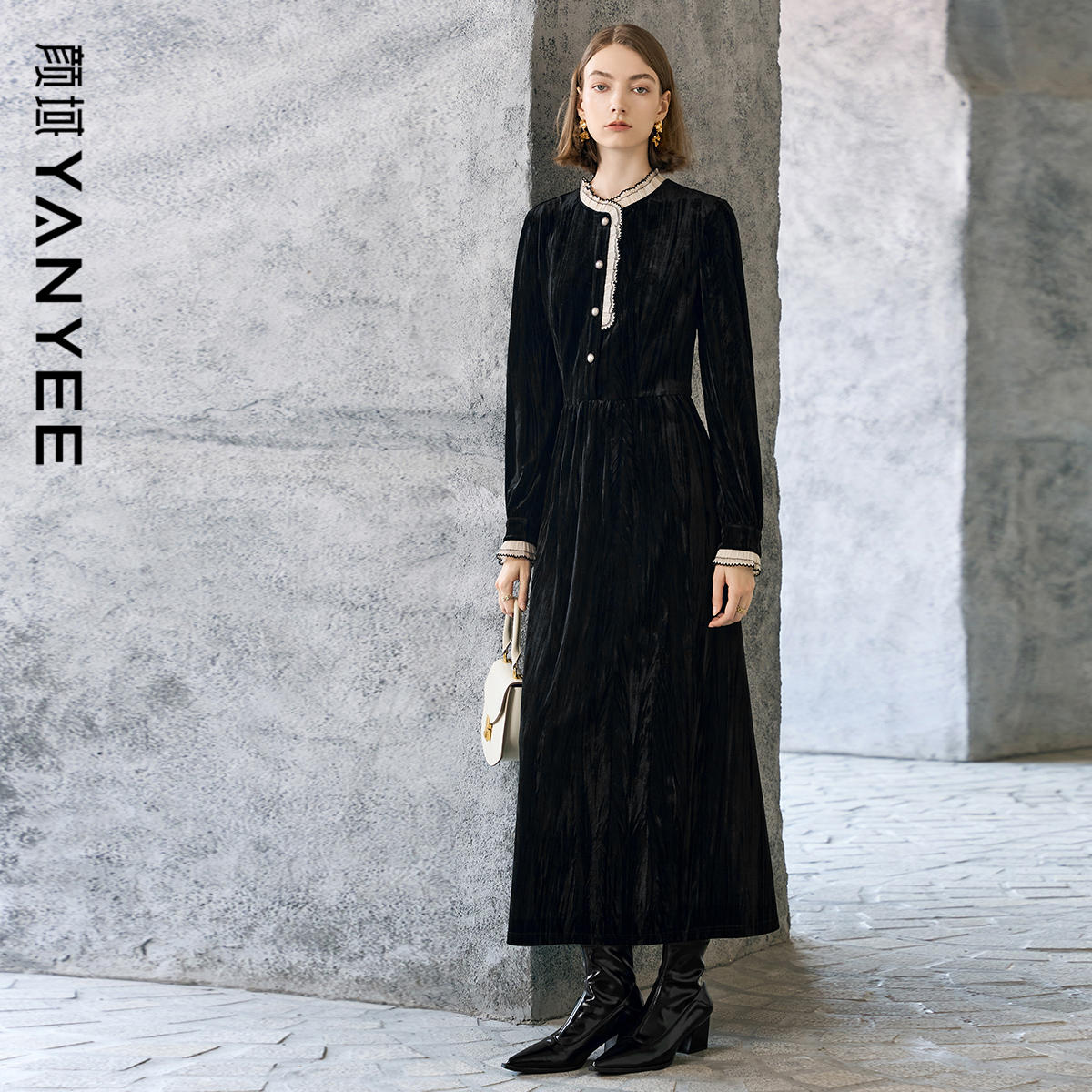 收腰裙子长袖圆领连衣裙