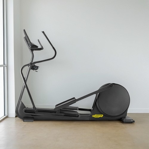 意大利technogym泰诺健椭圆机