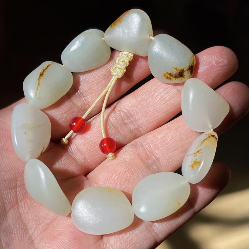 嗨翻方言精品和田玉特色新疆老熟如酥黄沁皮白玉籽料原石手串w1