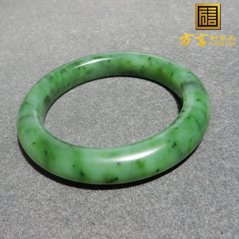 俄料乌兰海碧玉苹果绿精美手镯