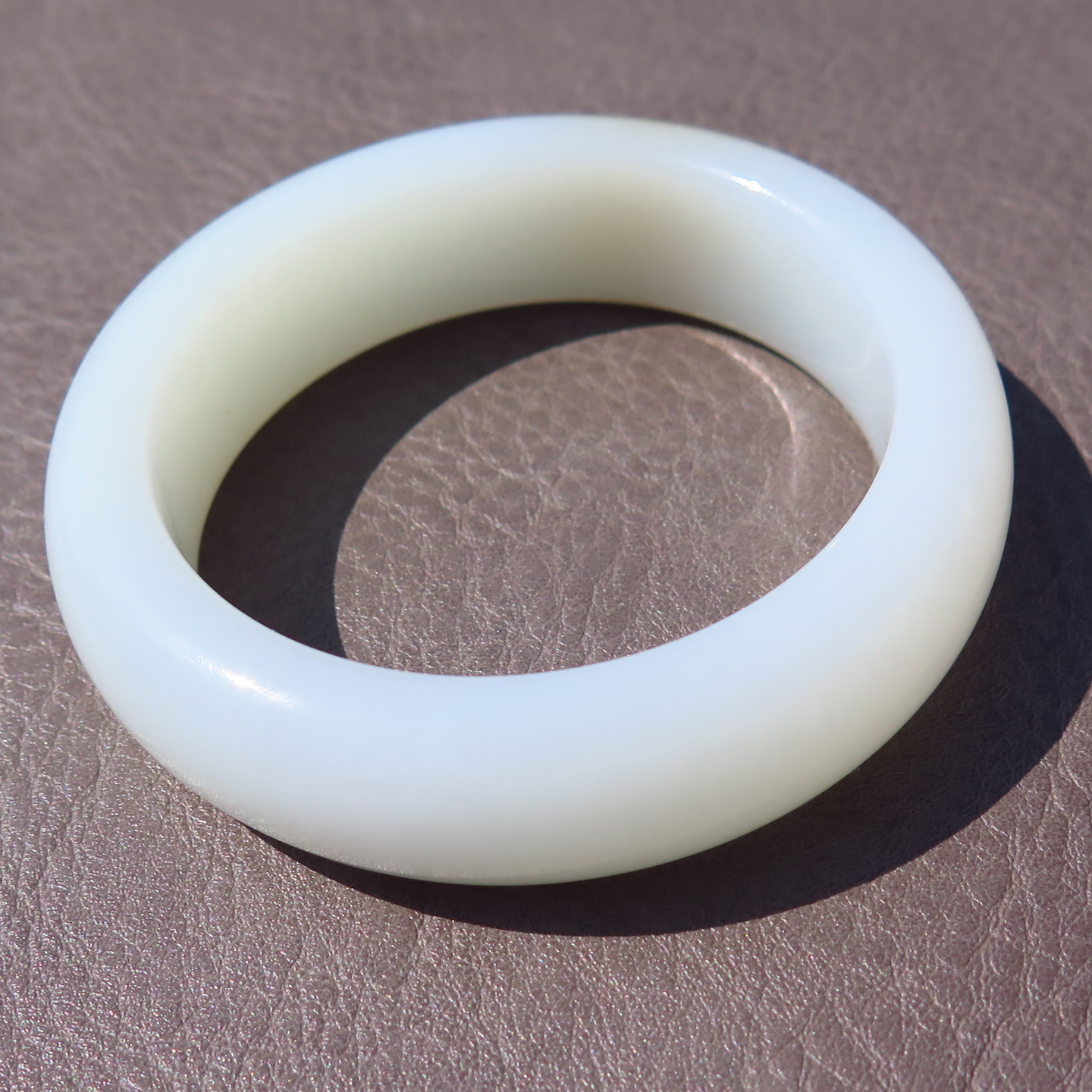 精品方言和田玉俄罗斯老料油润细腻带糖羊脂白玉58mm气质手镯X5