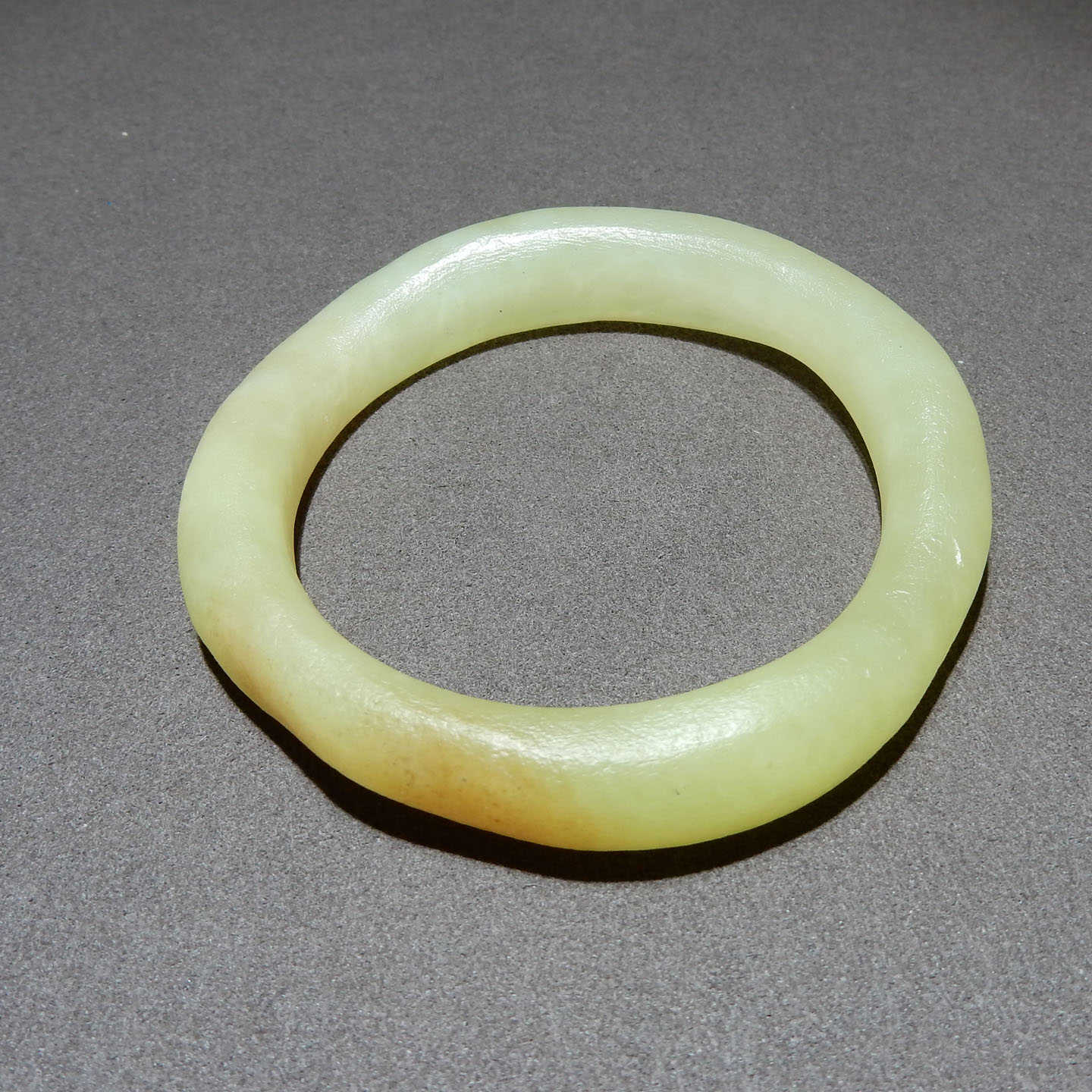 嗨翻方言特色和田玉精品级新疆细腻且末料糖白玉卡54mm正装手镯w2