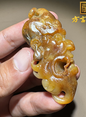 亮眼放漏方言新疆和田玉籽料老熟油润栗子黄沁白玉兽面把件吊坠S